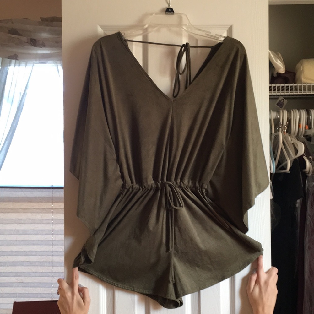 V-Neck Suede Green Romper and Butterfly Sleeves